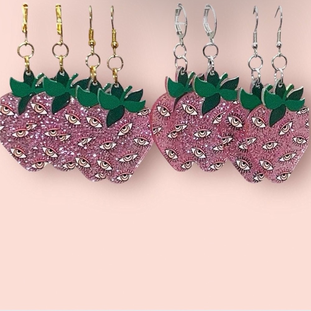 Acrylic Pink Glitter Eye Strawberry Earrings